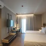 Pefkaki Boutique 4* 루트라키