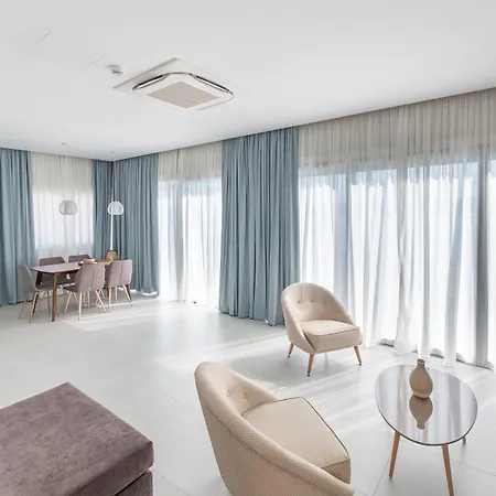 Hotel Pefkaki Boutique Loutráki