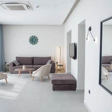 Pefkaki Boutique 4*