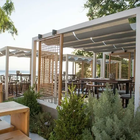 Hotel Pefkaki Boutique 4*