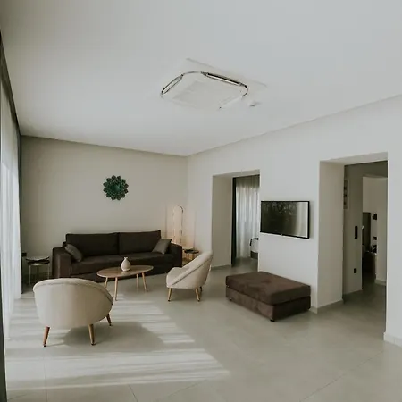 Pefkaki Boutique 4*