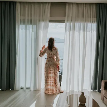 Pefkaki Boutique 4* Loutráki
