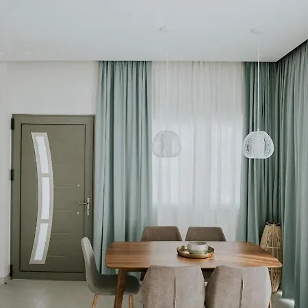 Pefkaki Boutique Hotel Loutráki