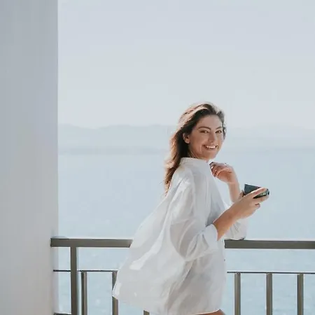 Pefkaki Boutique 4*