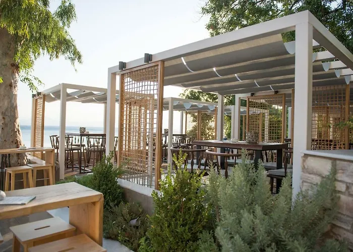 Ξενοδοχείο Pefkaki Boutique 4*