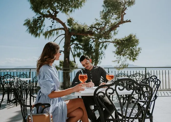 Ξενοδοχείο Pefkaki Boutique 4*